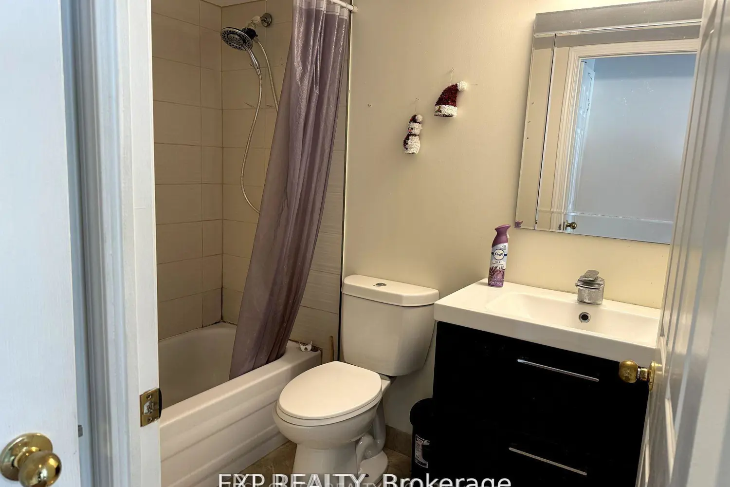 Additional image 12 of 51 Baffin Crescent 301