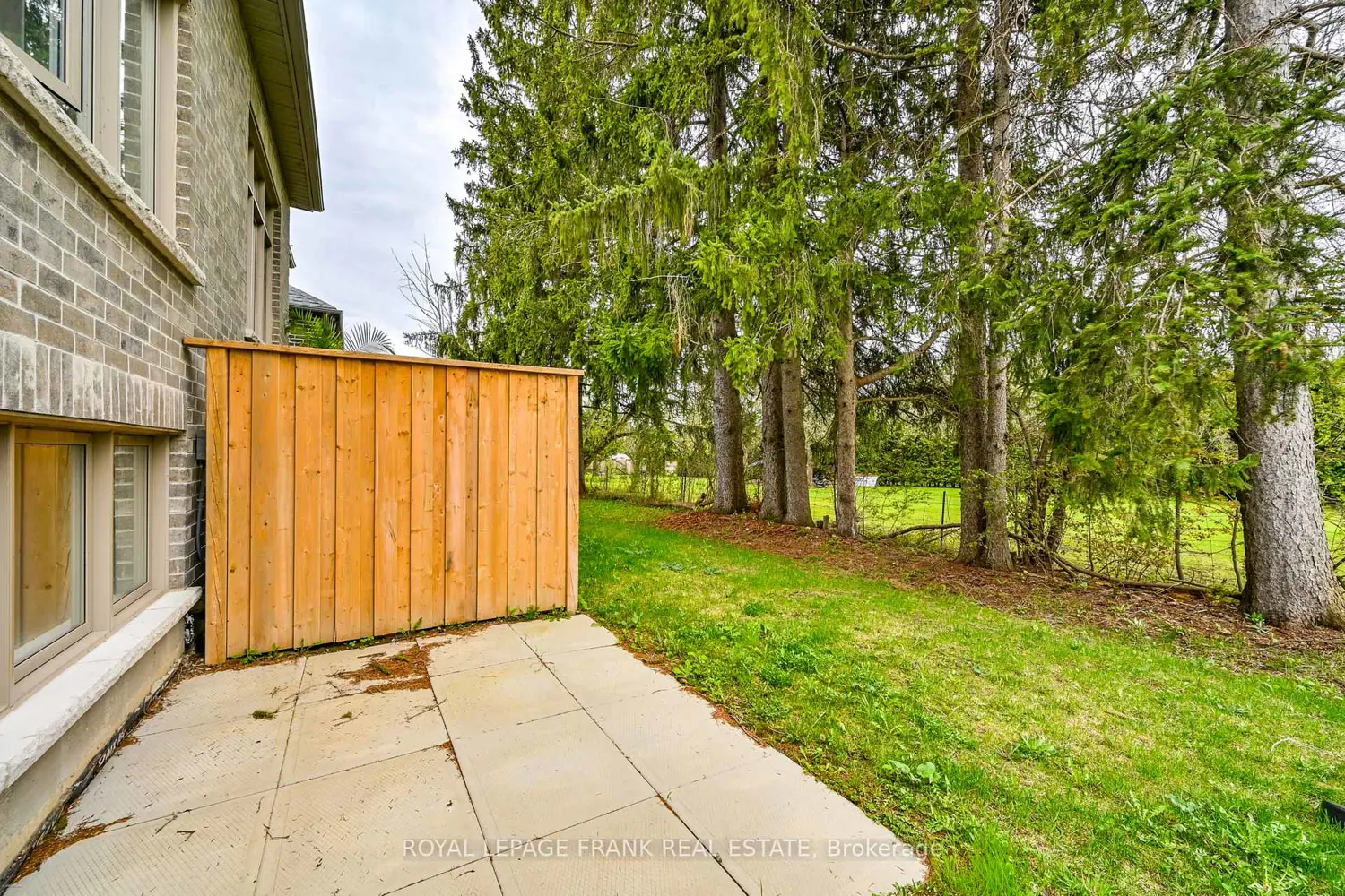 Additional image 11 of 16040 Simcoe Street