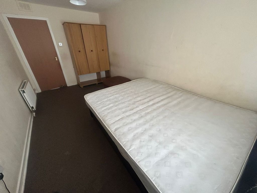 Additional image 12 of 4 bed flat to rentChapelle Crescent, Tillicoultry, Clackmannanshire FK13