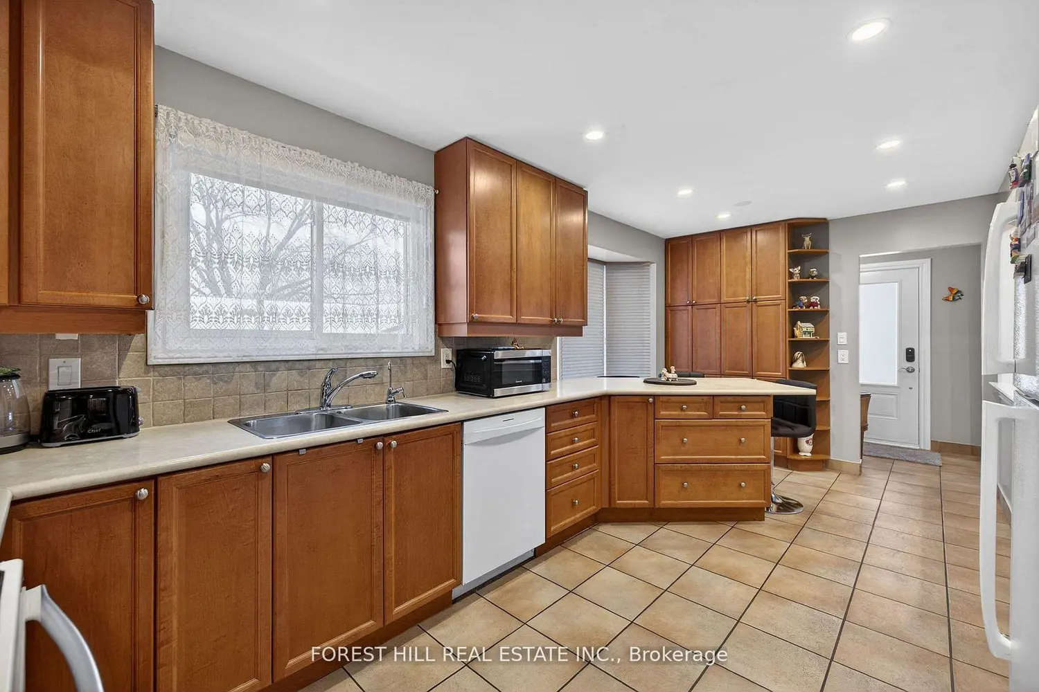 Additional image 6 of 163 Birchlawn Road