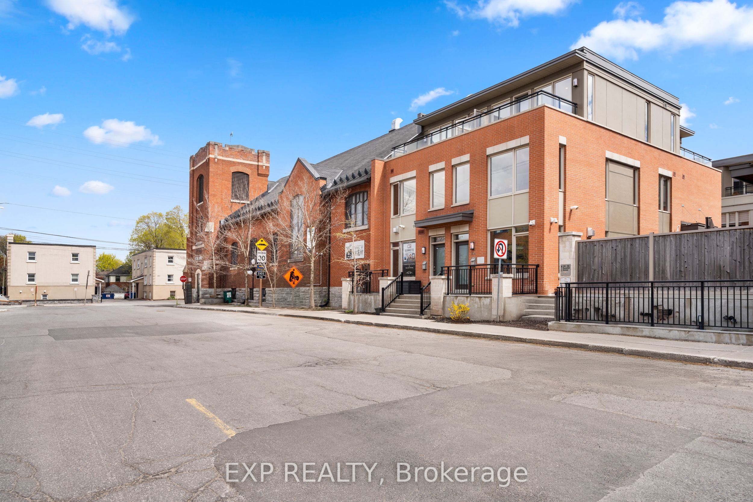Additional image 2 of 360 Ravenhill Avenue E, Ottawa, ON, K2A 1S5