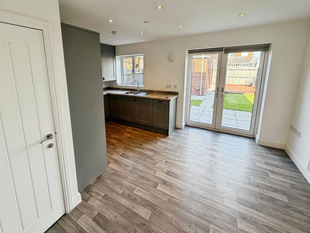 Additional image 7 of 3 bed detached house to rentMayfield Park, Saltney, Chester CH4