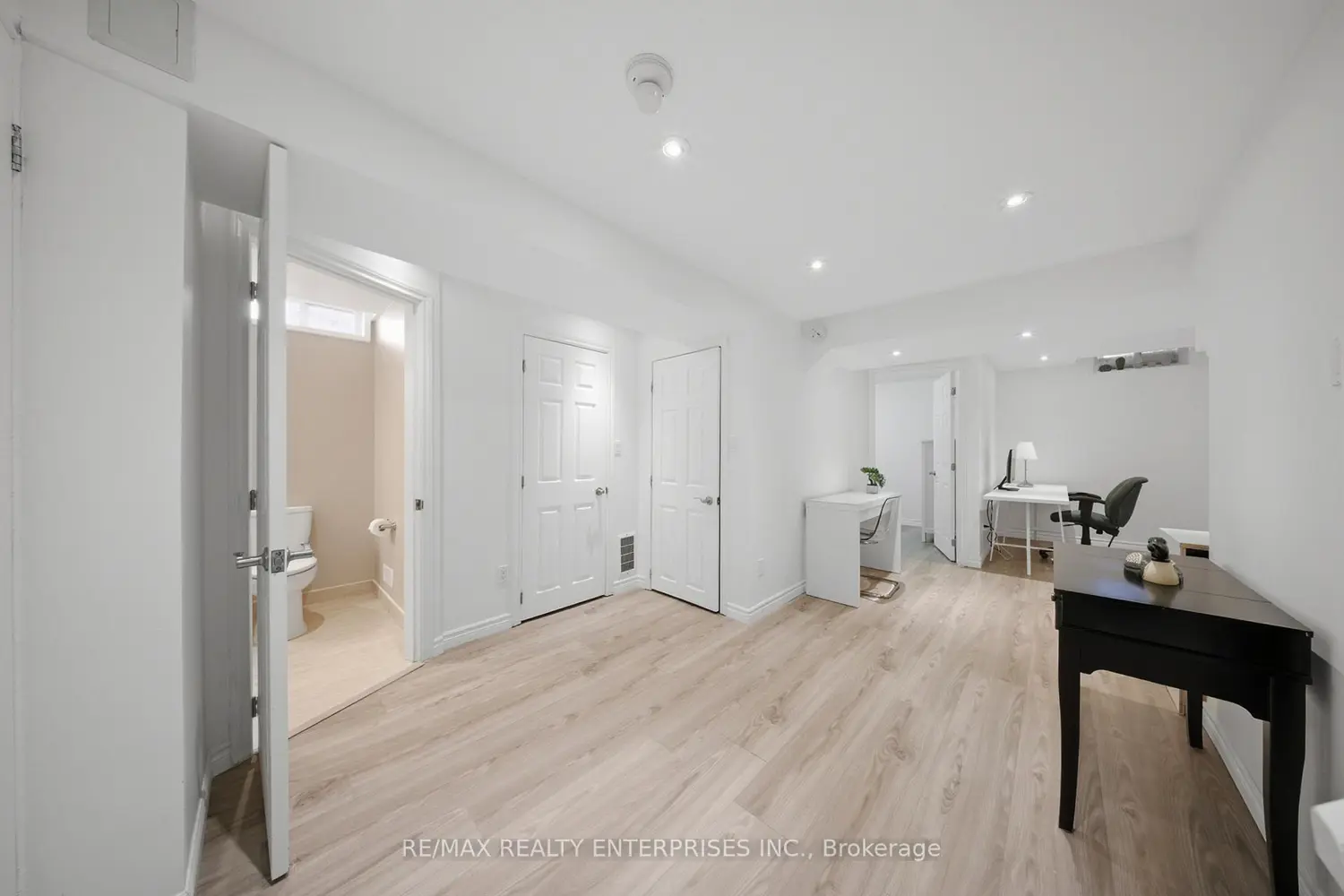 Additional image 13 of 23 Cowan Boulevard
