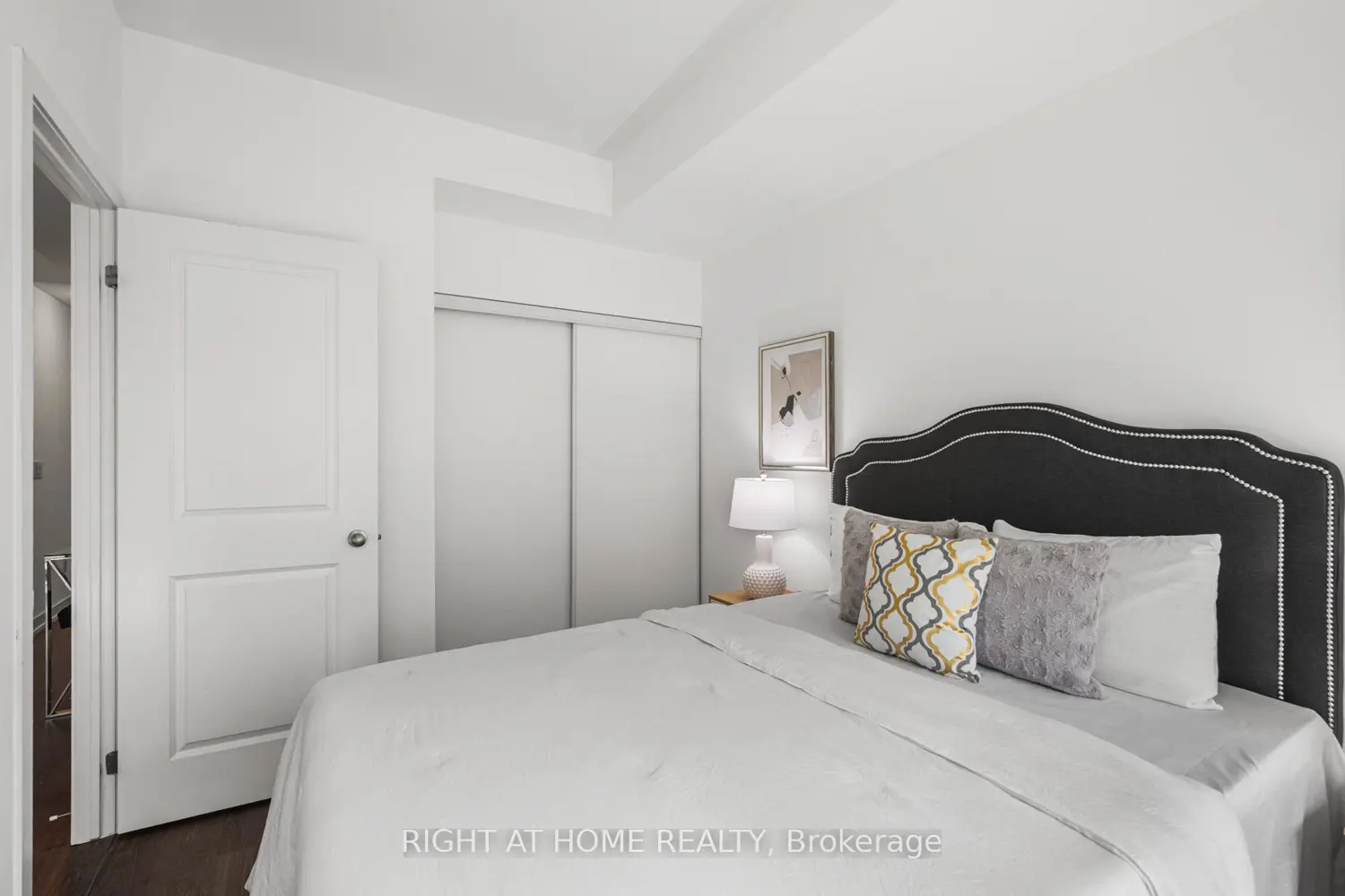 Additional image 9 of 105 George Street 312