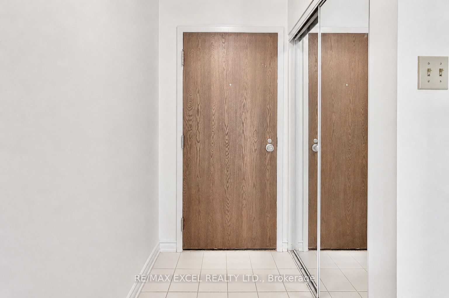Additional image 5 of 1208-44 Gerrard Street W, Toronto, ON, M5G 2K2