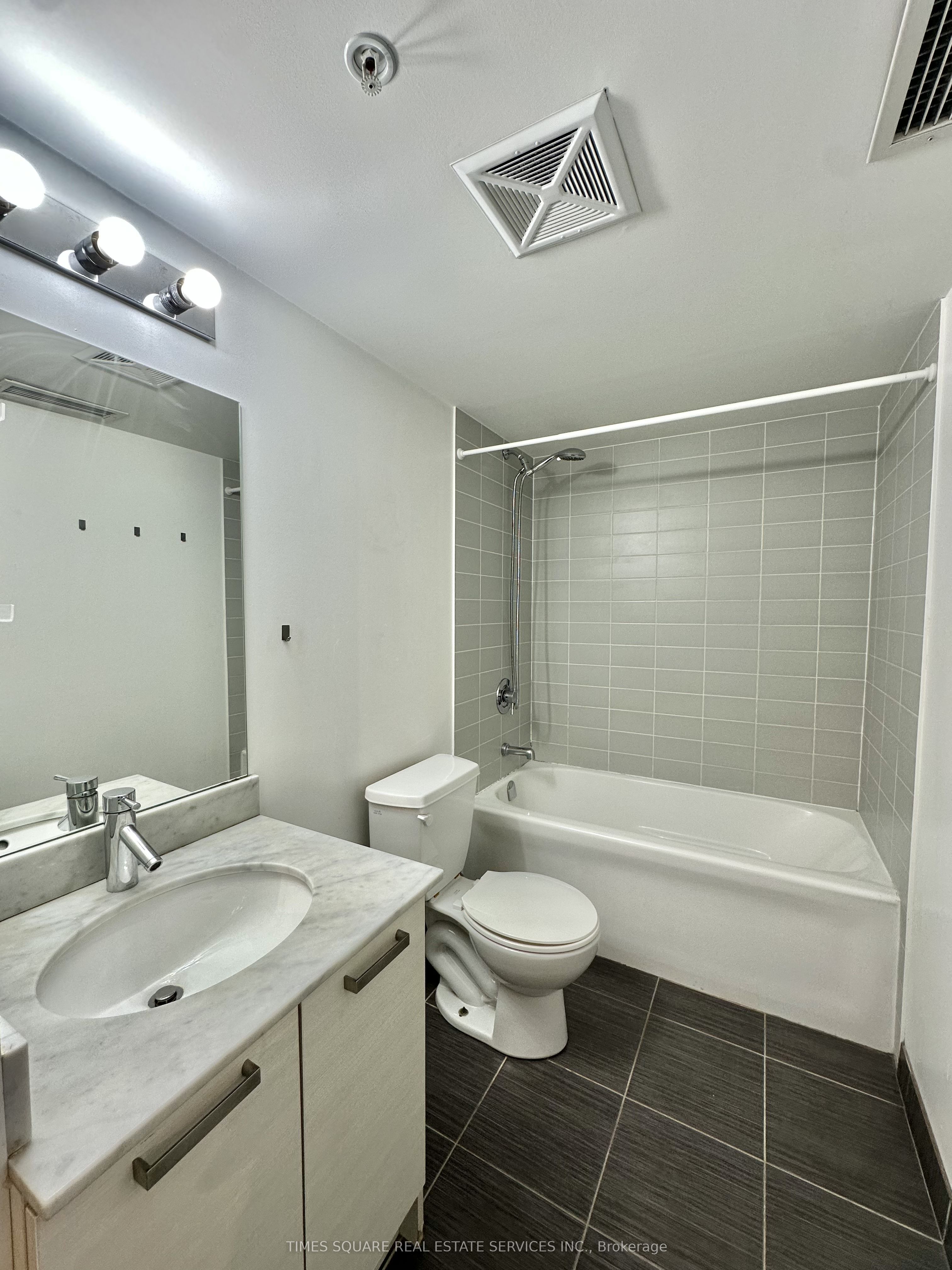 Additional image 2 of 640-68 Abell Street, Toronto, ON, M6J 0B1