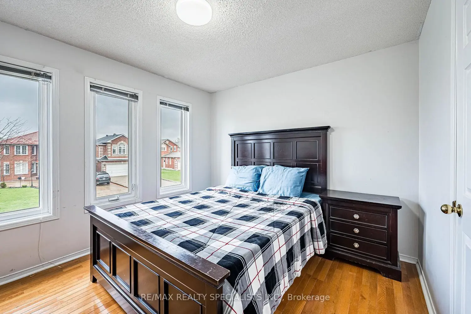 Additional image 12 of 3932 Periwinkle Crescent