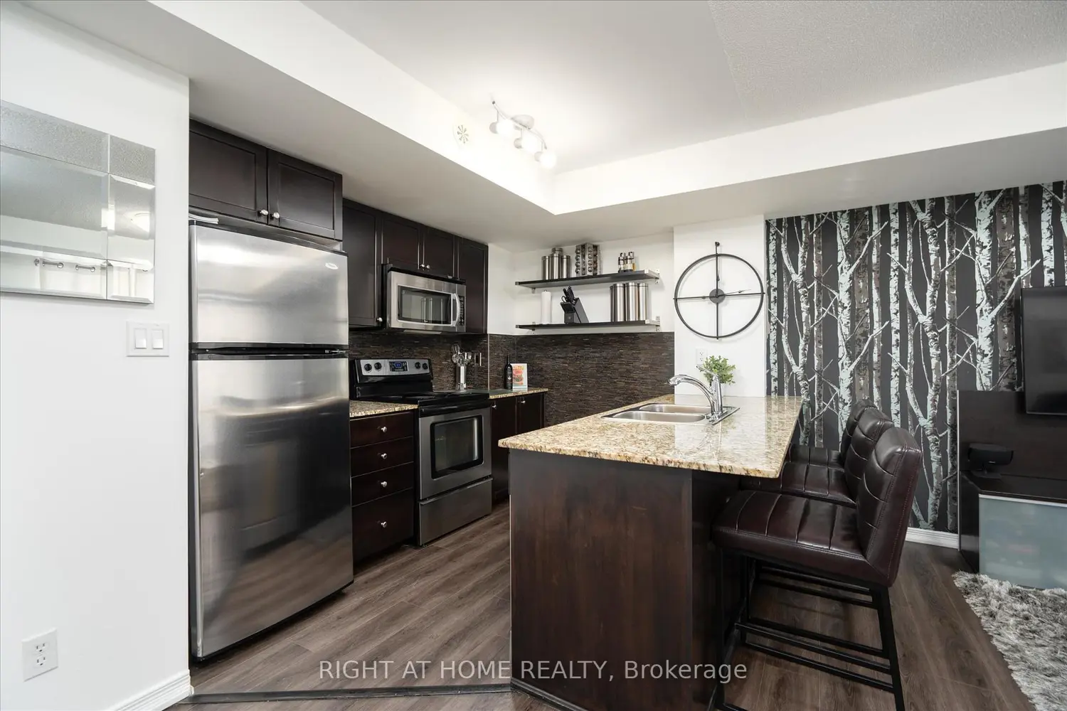 Additional image 8 of 1 Ruttan Street 112