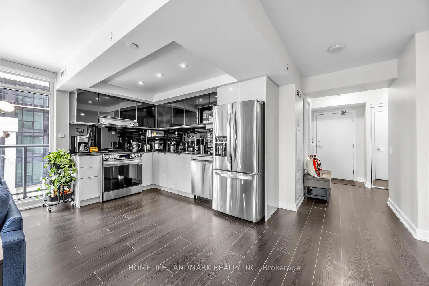 Additional image 6 of 72 Esther Shiner Boulevard 606