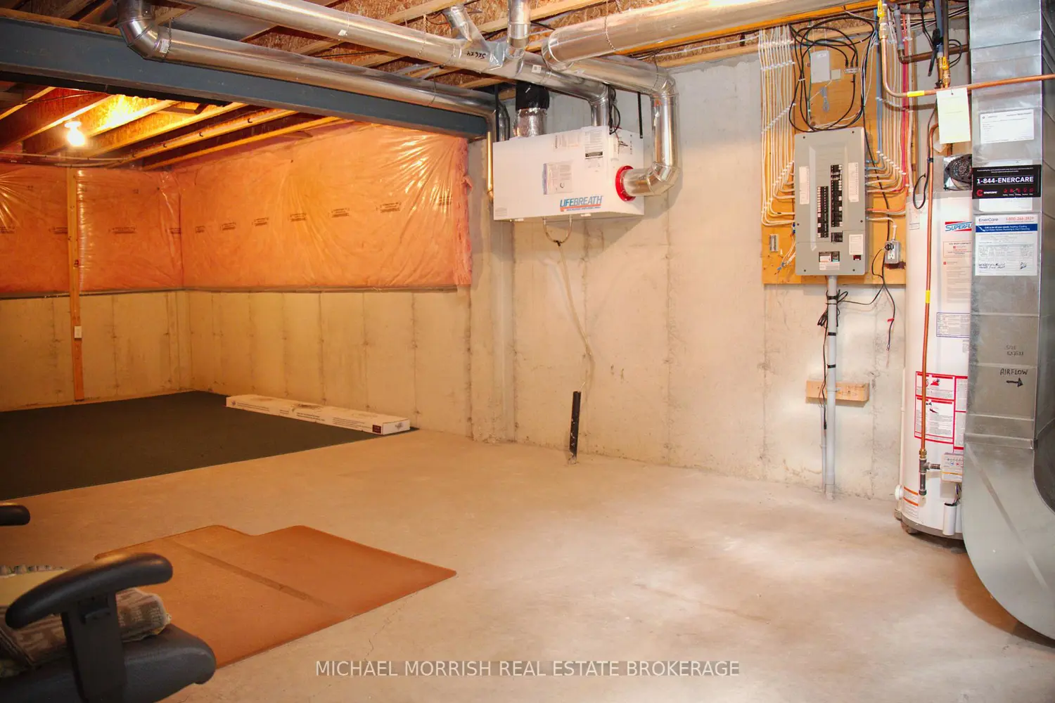 Additional image 13 of 987 Whetherfield Street 39