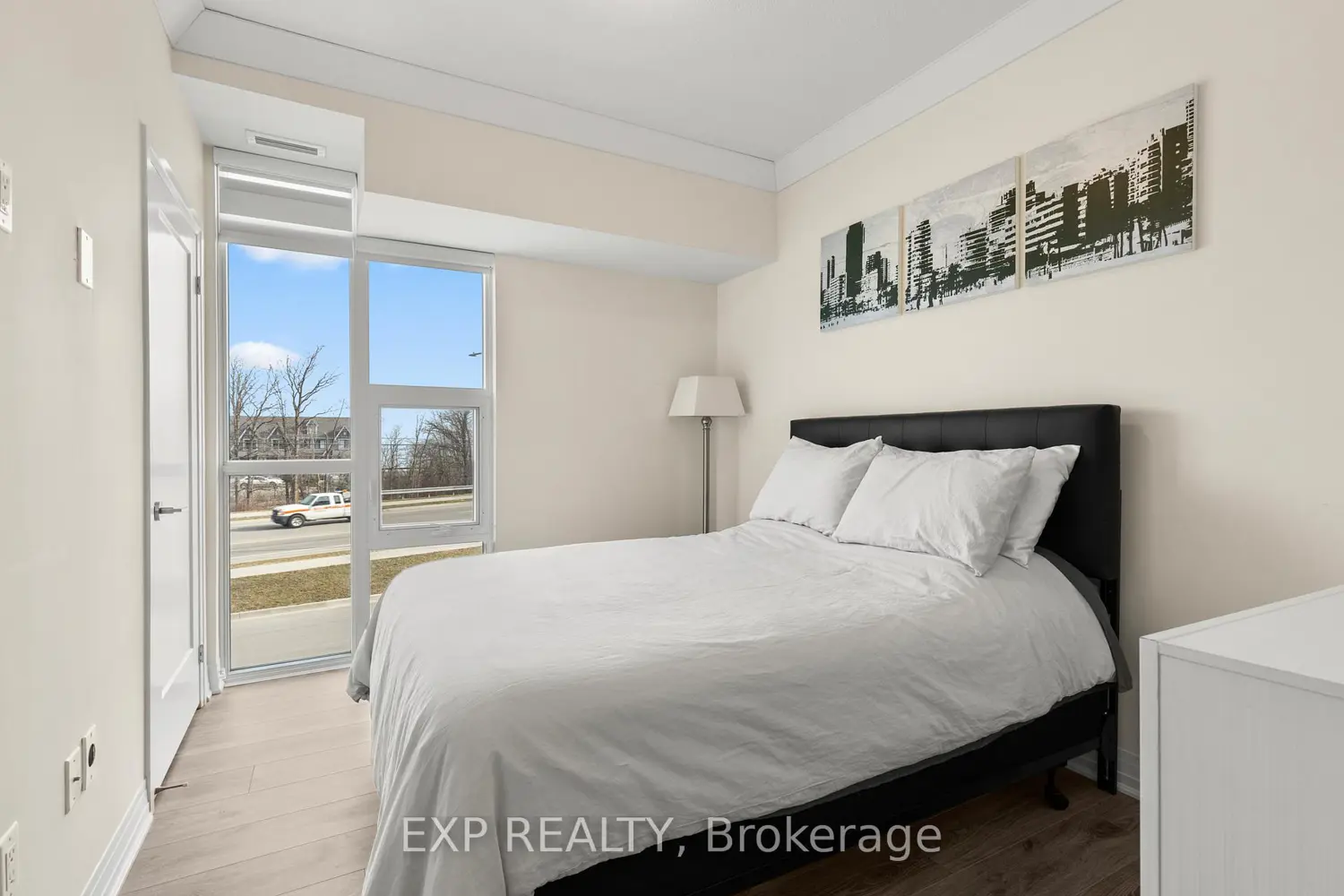 Additional image 7 of 10 Concord Place 209