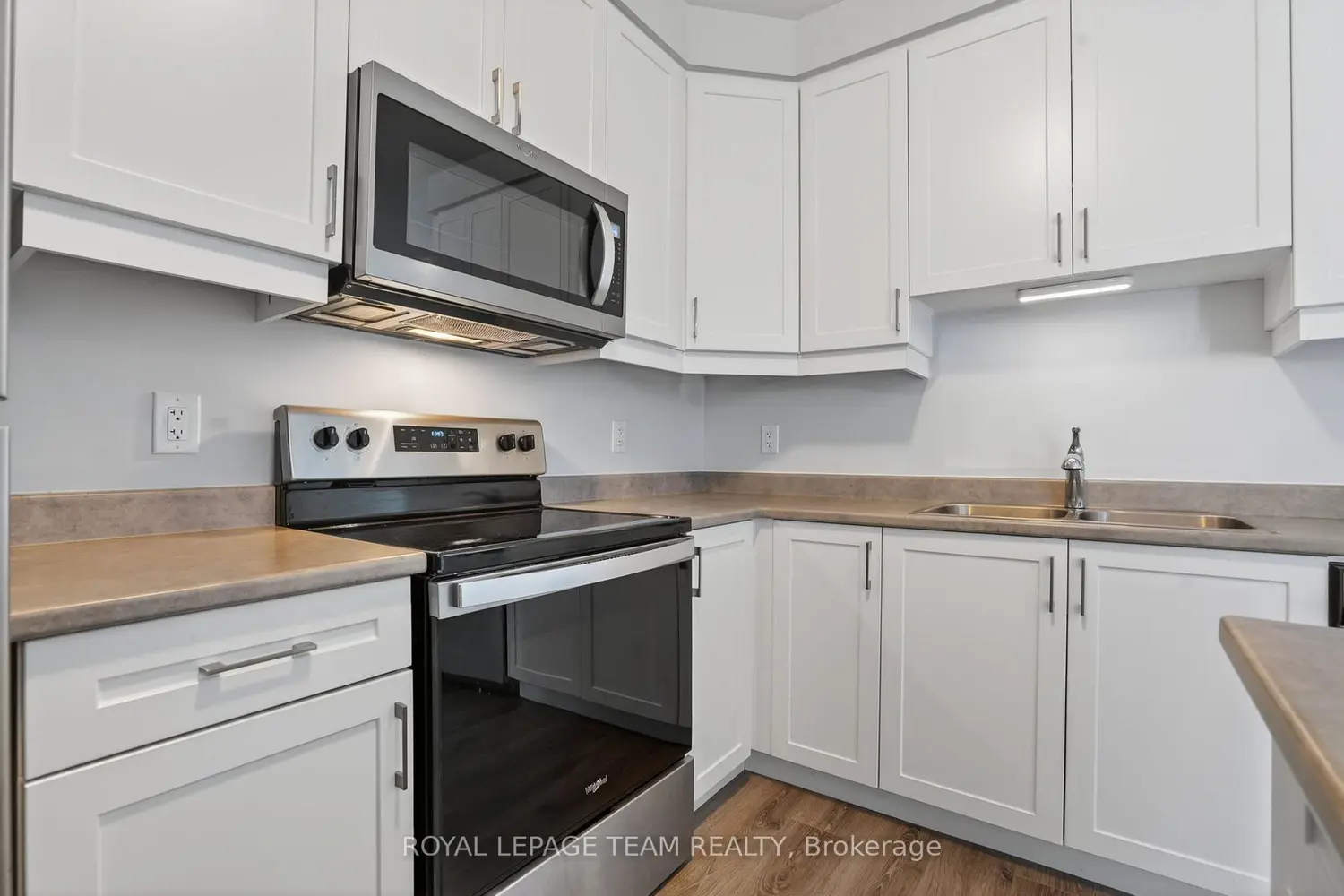 Additional image 5 of 709 Nautilus Private 171