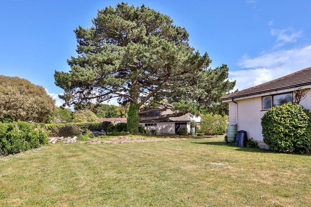 Additional image 8 of 5 bed detached bungalow to rentMudeford, Christchurch BH23