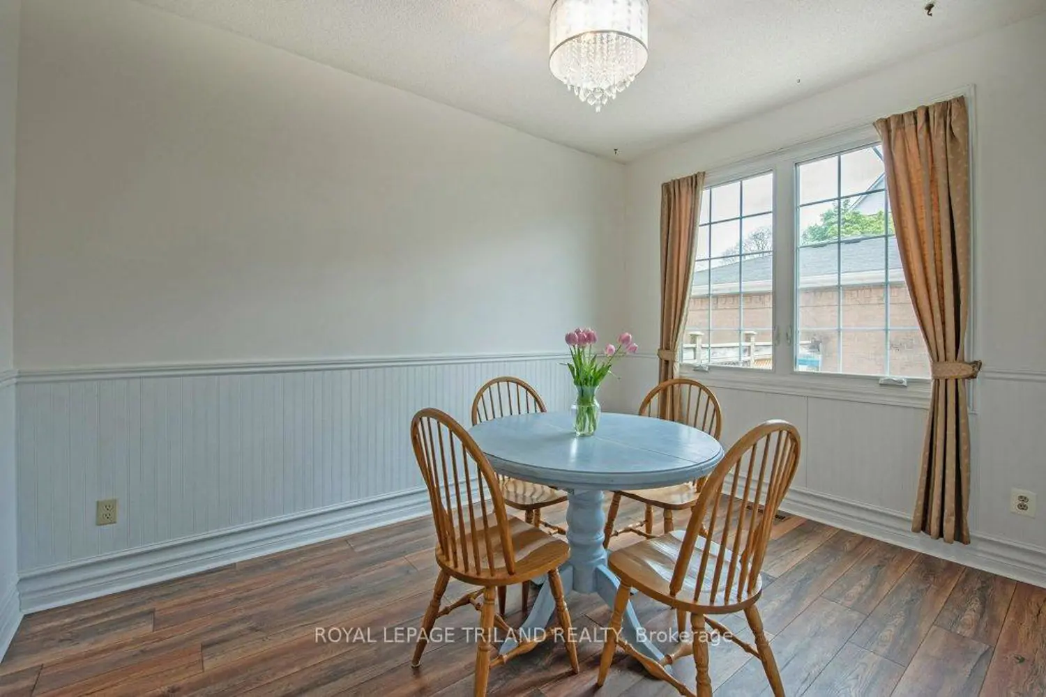Additional image 9 of 1570 Richmond Street 48