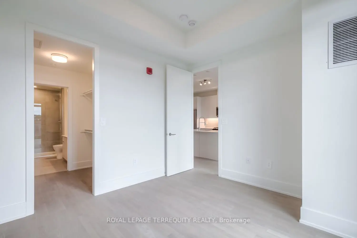 Additional image 7 of 495 Logan Avenue 505