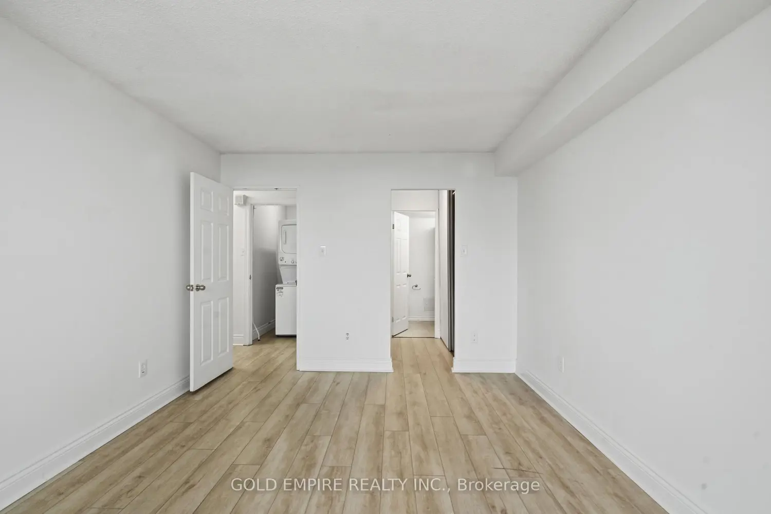Additional image 12 of 389 Dundas Street 701