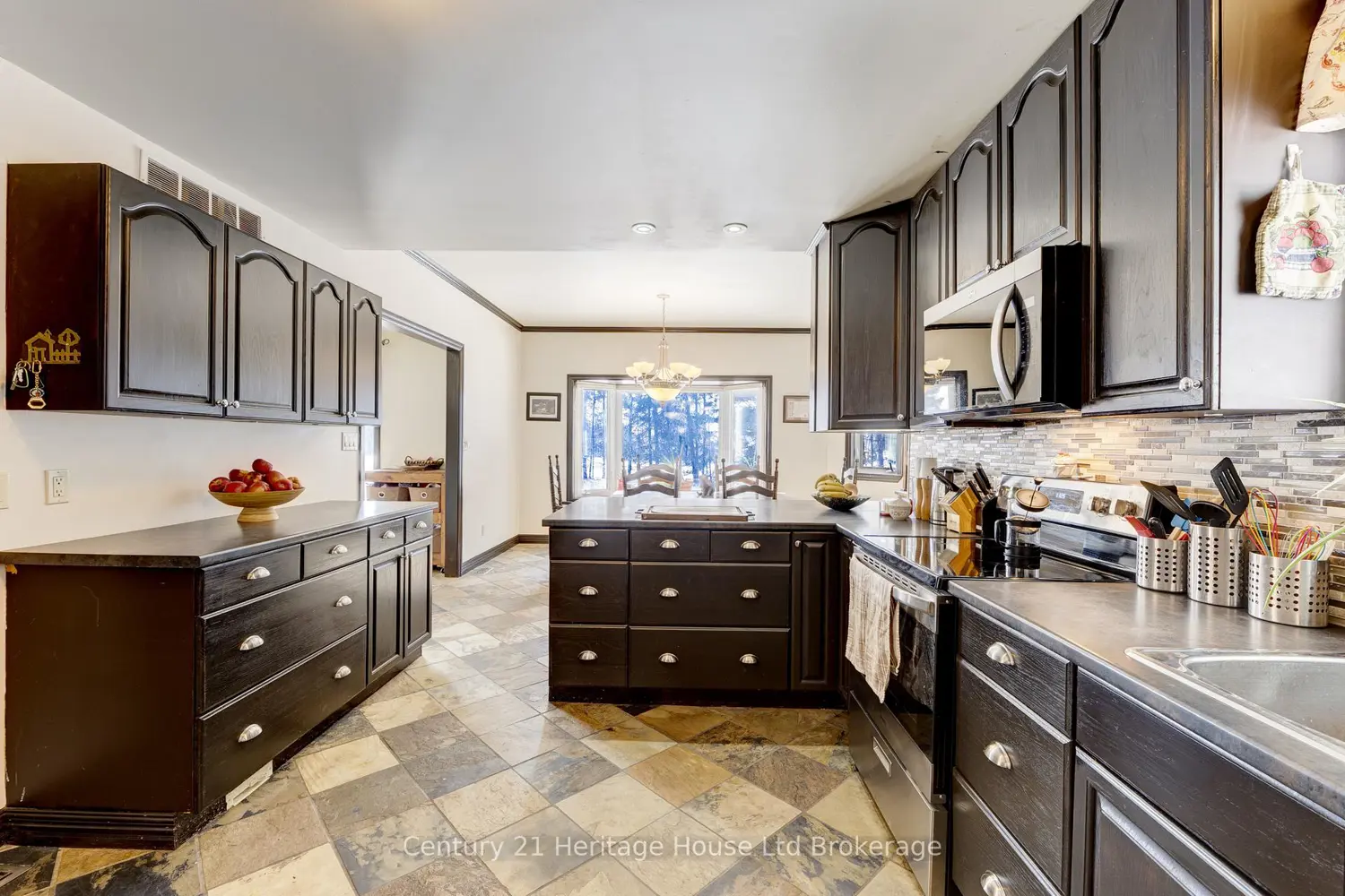 Additional image 10 of 10915 Culloden Road