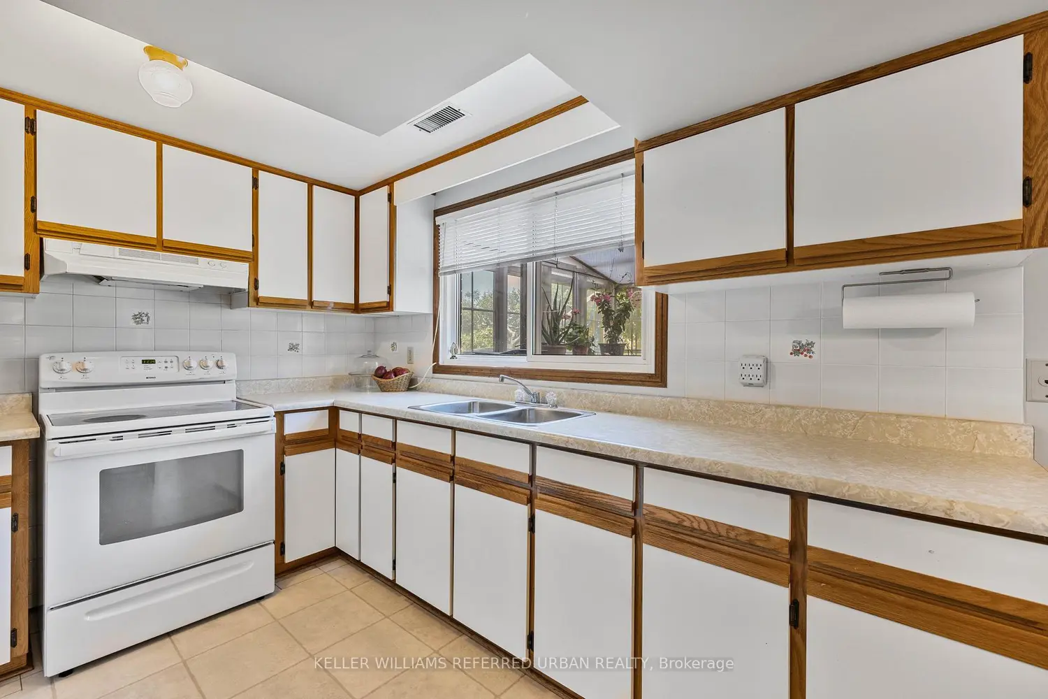 Additional image 17 of 160 Miller Park Avenue