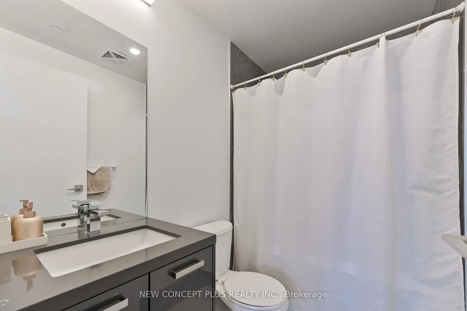 Additional image 12 of 55 Ontario Street 2301
