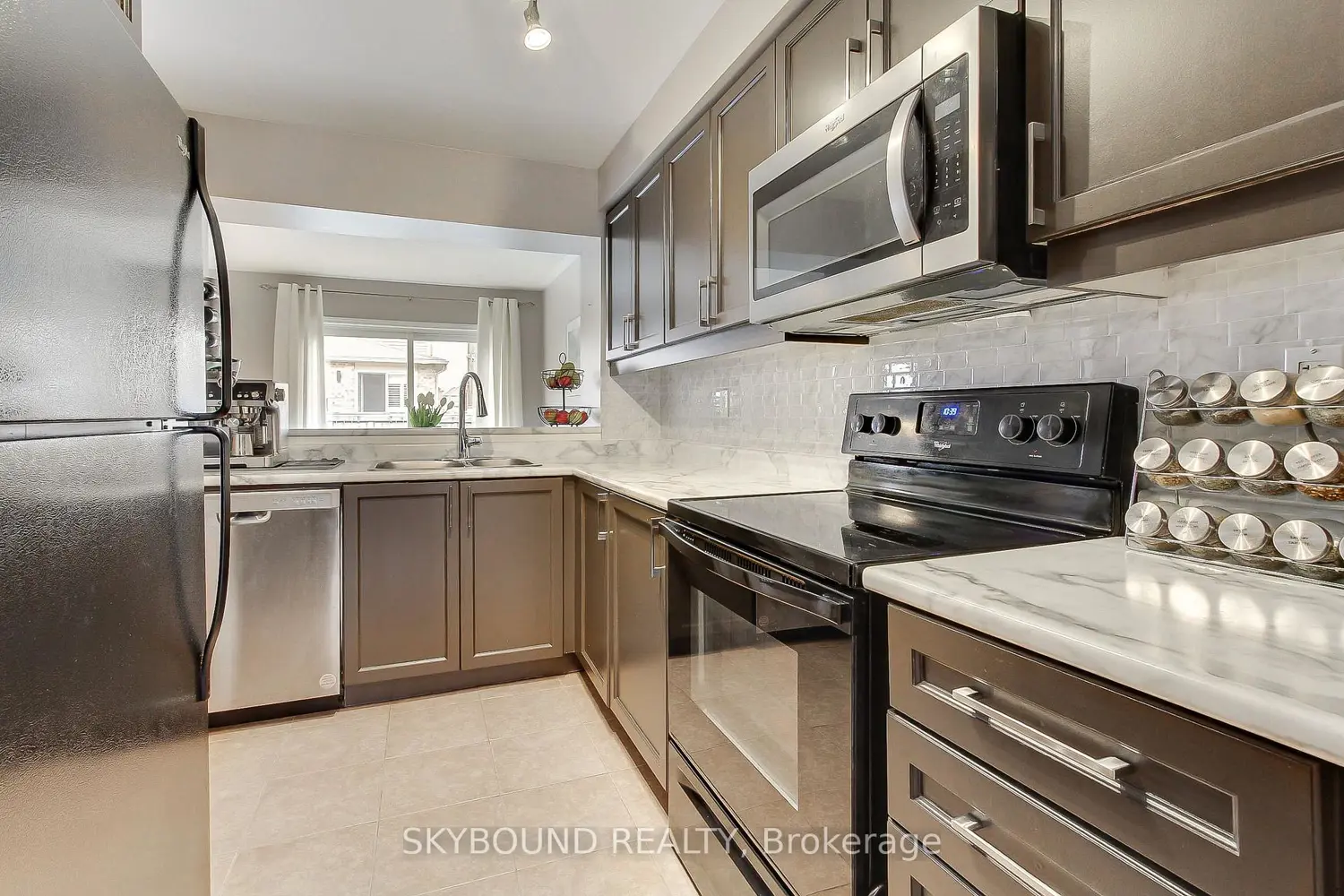 358 Cavanagh Lane photo 5