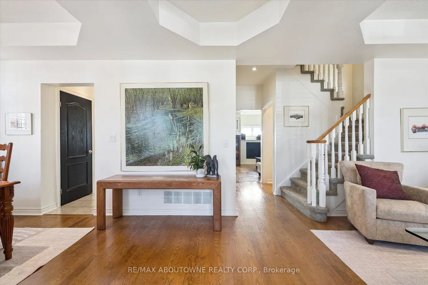 Additional image 7 of 2484 Capilano Crescent