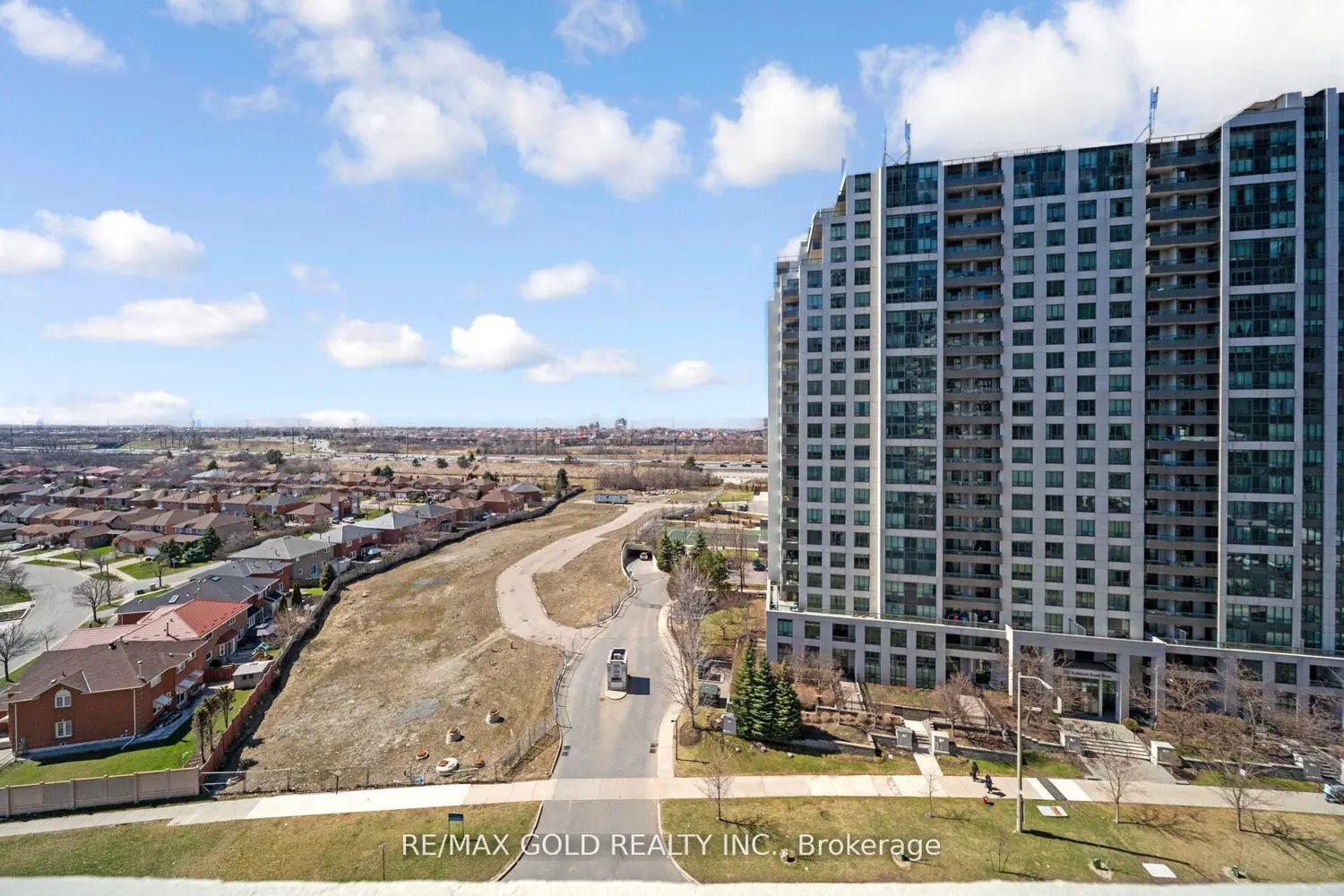 Additional image 16 of 350 Rathburn Road 1406