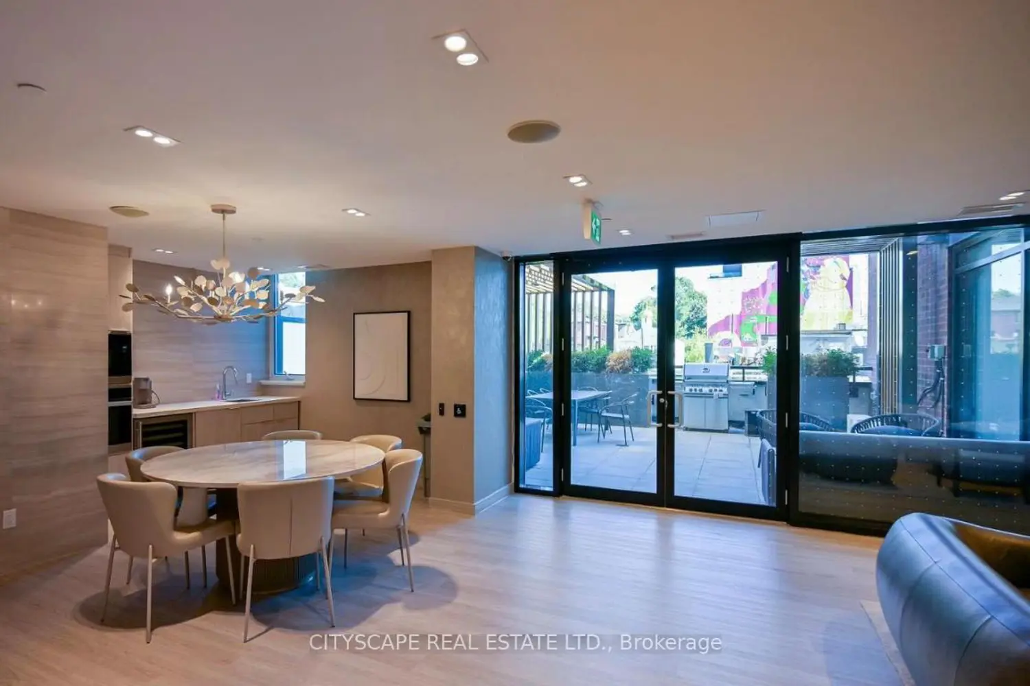 Additional image 13 of 185 Alberta Avenue 306