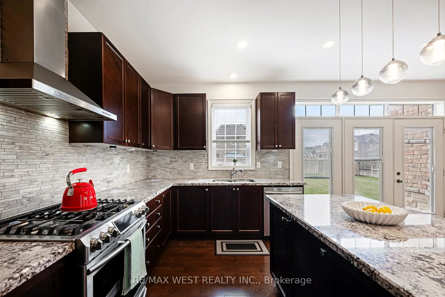 Additional image 20 of 10 Stonegate Avenue