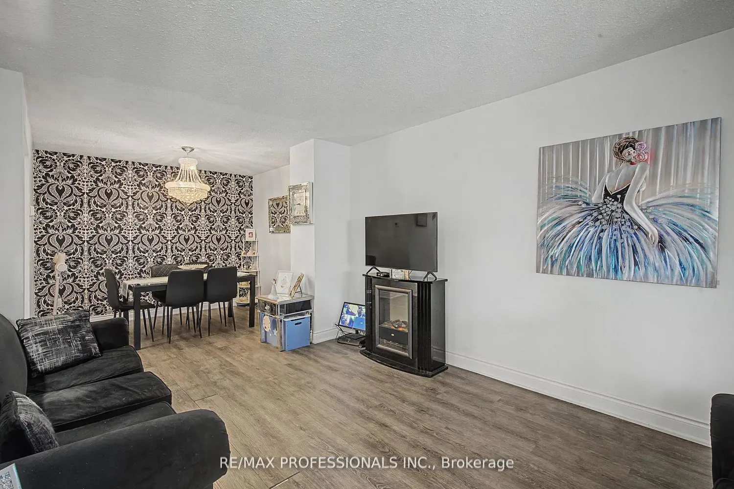 Additional image 9 of 180 Royal Salisbury Way