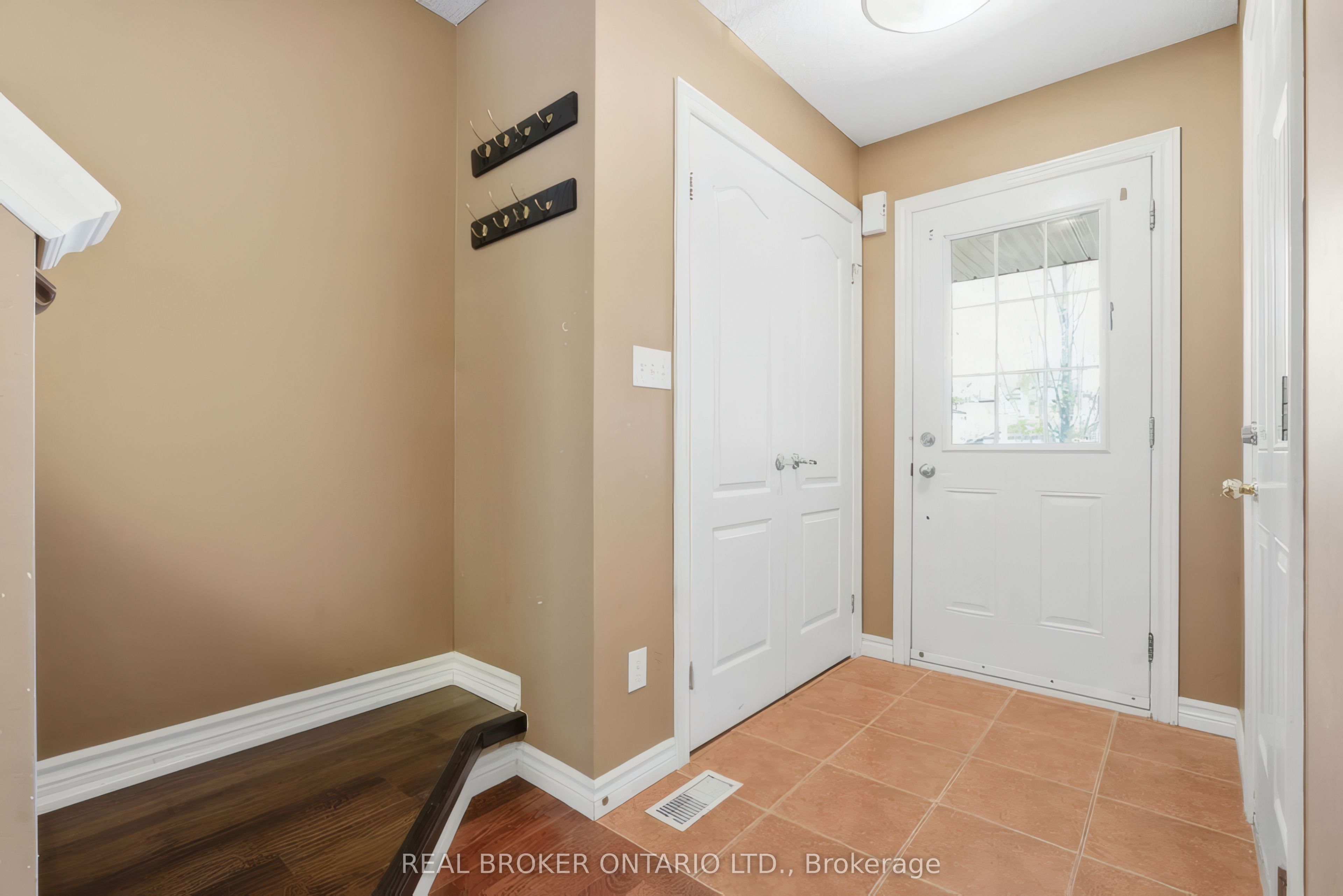 Additional image 6 of 1047 Marquette Drive, Woodstock, ON, N4V 0A9