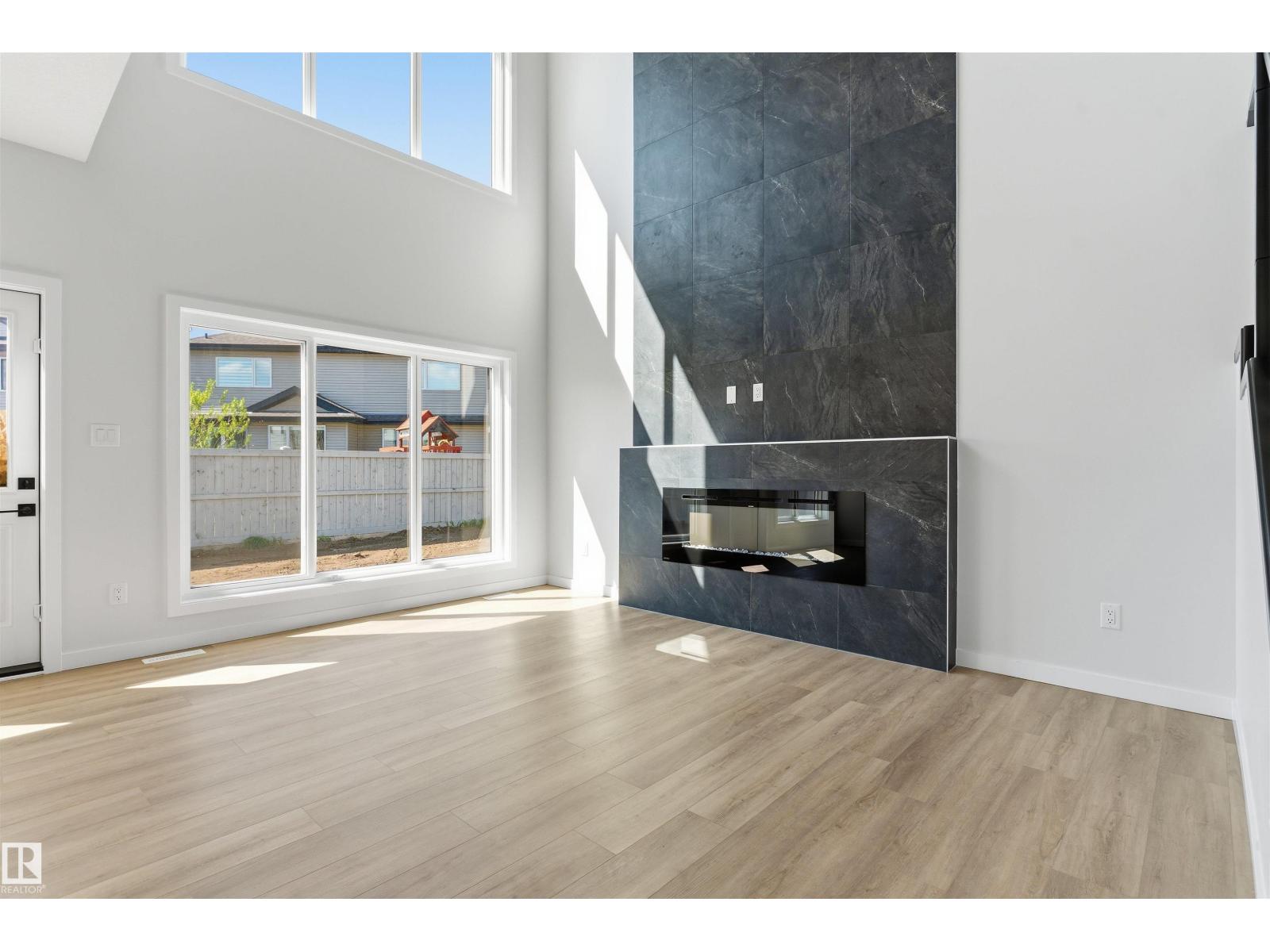 8727 181 Avenue NW, Edmonton, AB, T5Z0X2