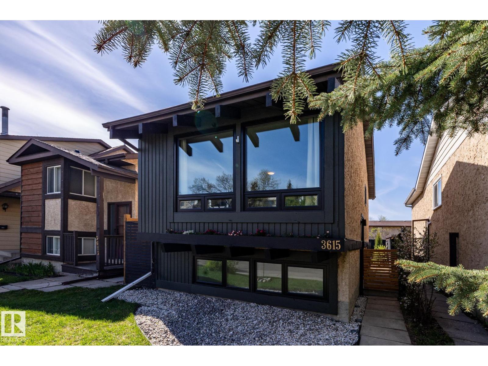 3615 43 Avenue NW, Edmonton, AB, T5L4J5