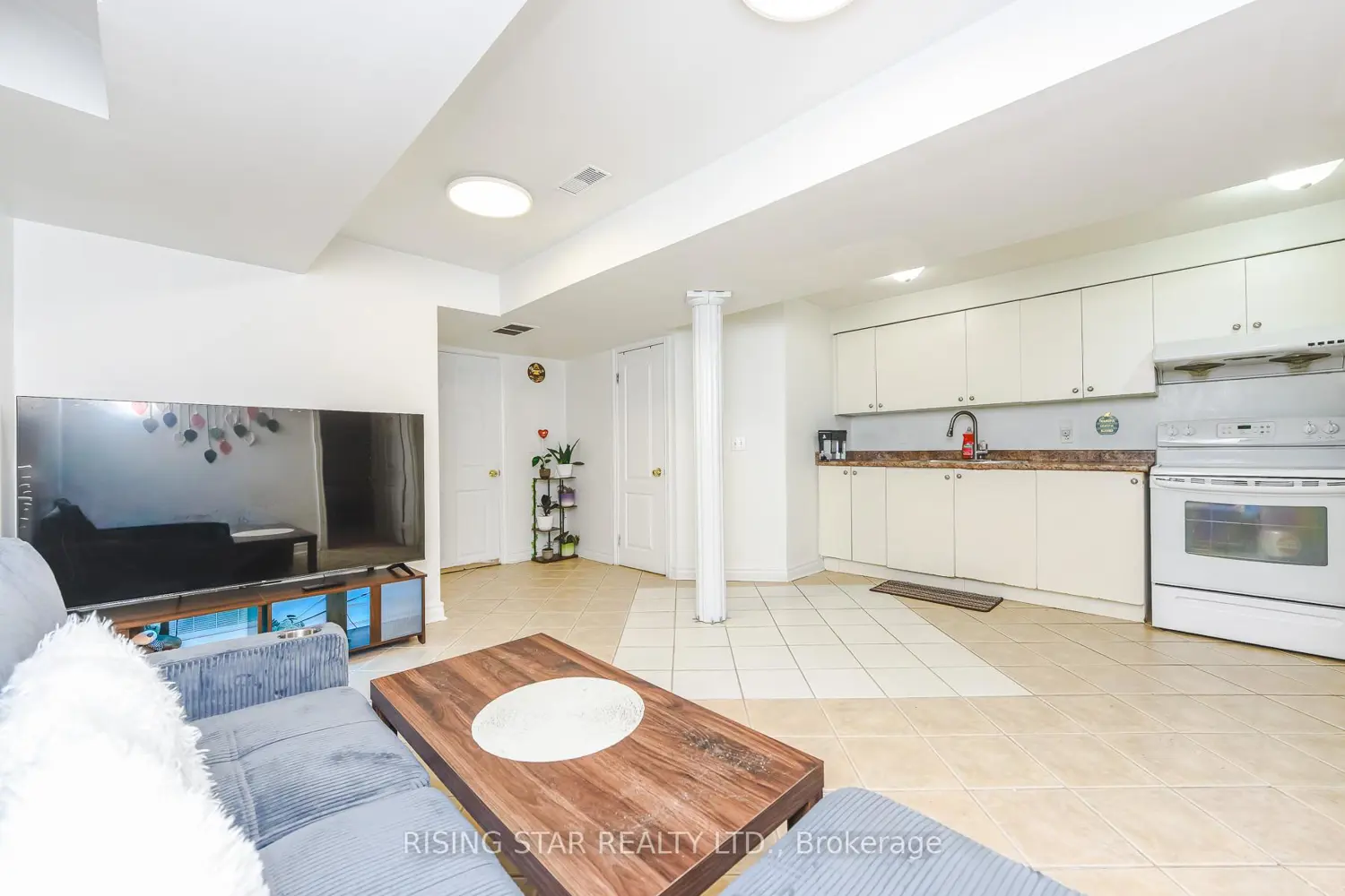 Additional image 16 of 16 Elmpark Court
