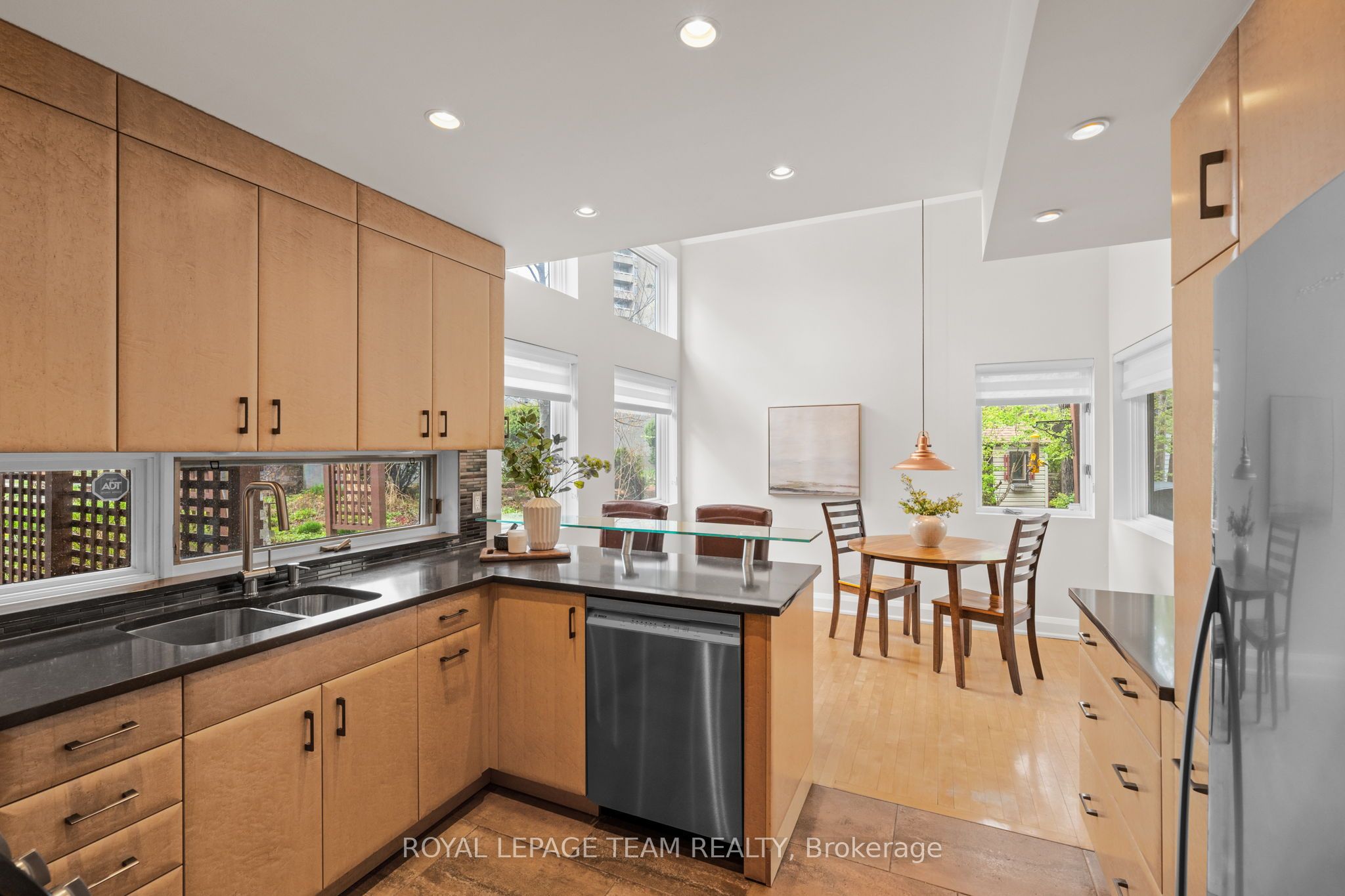Additional image 5 of 1965 Bromley Road, Ottawa, ON, K2A 1C3