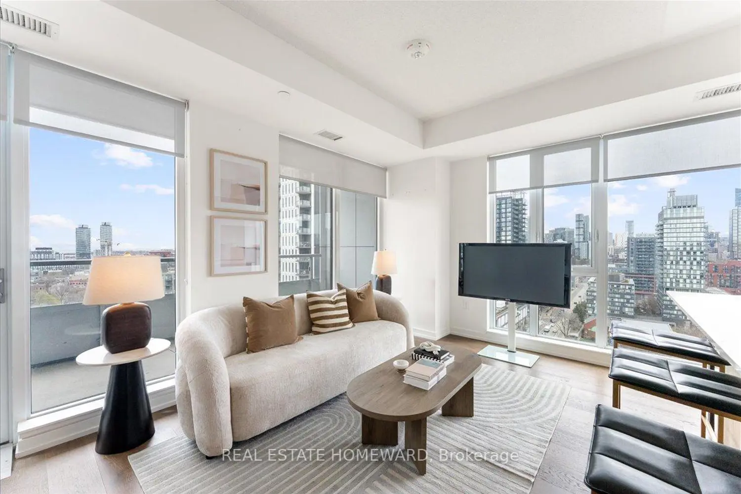 Additional image 9 of 225 Sumach Street 1605