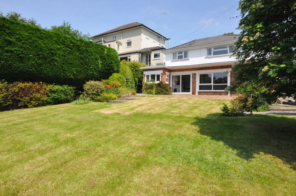 4 bed detached house to rentSchool Road, Charlton Kings, Cheltenham GL53