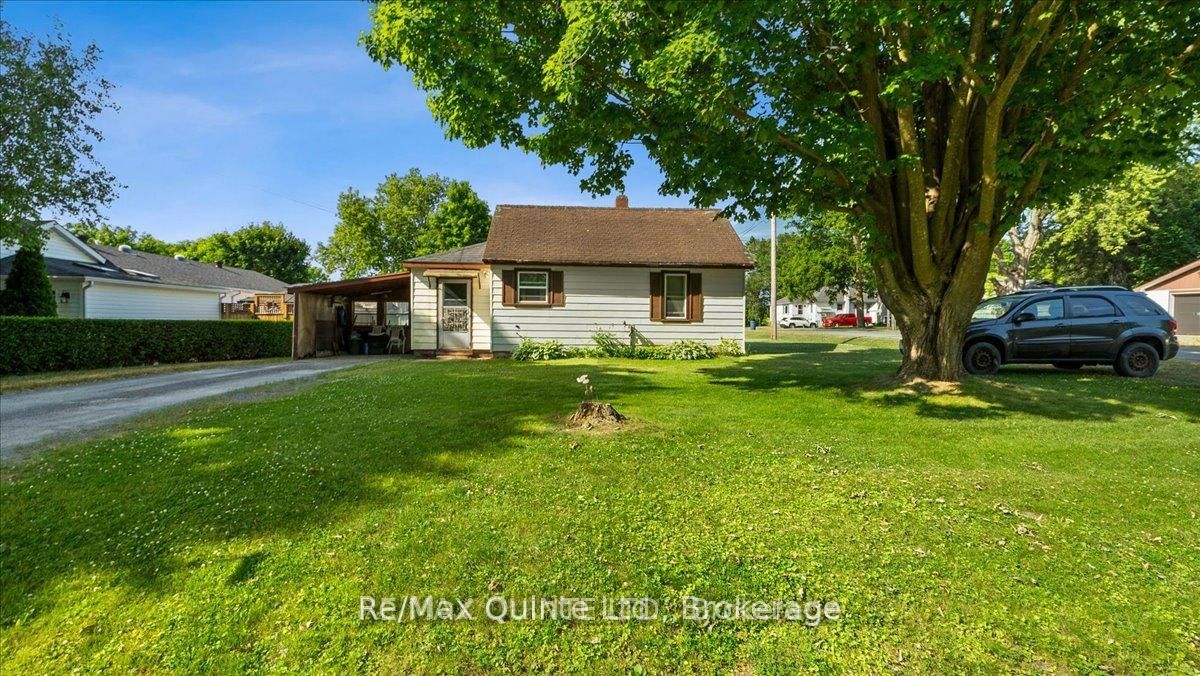 23 Fawcett Avenue, Prince Edward County, ON, K0K 2T0