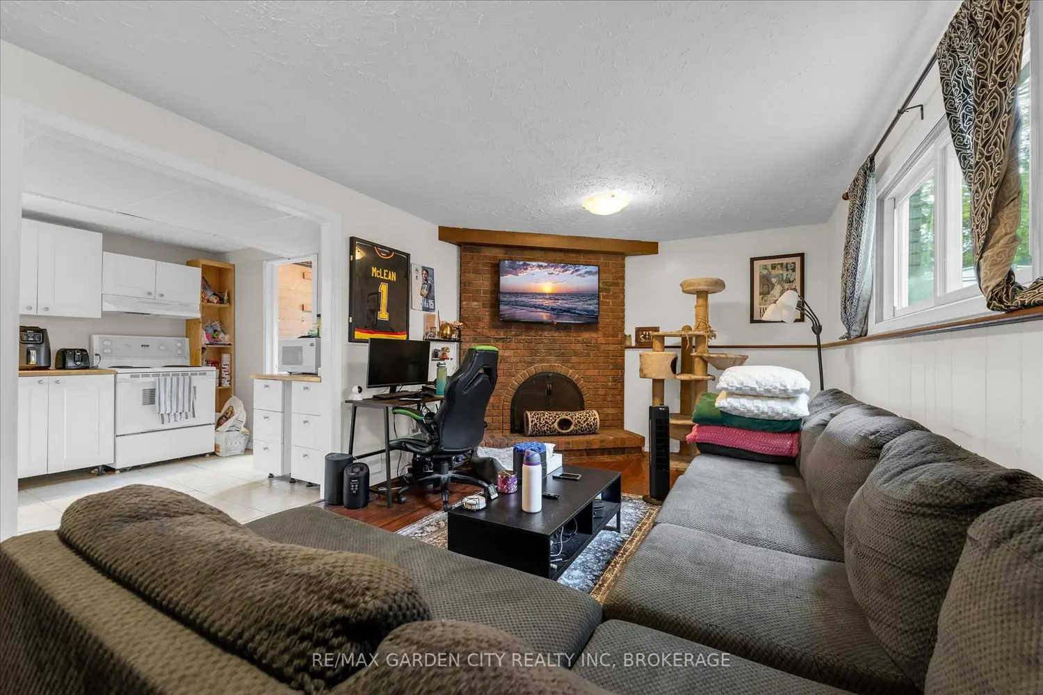 Additional image 10 of 82 Linwell Road