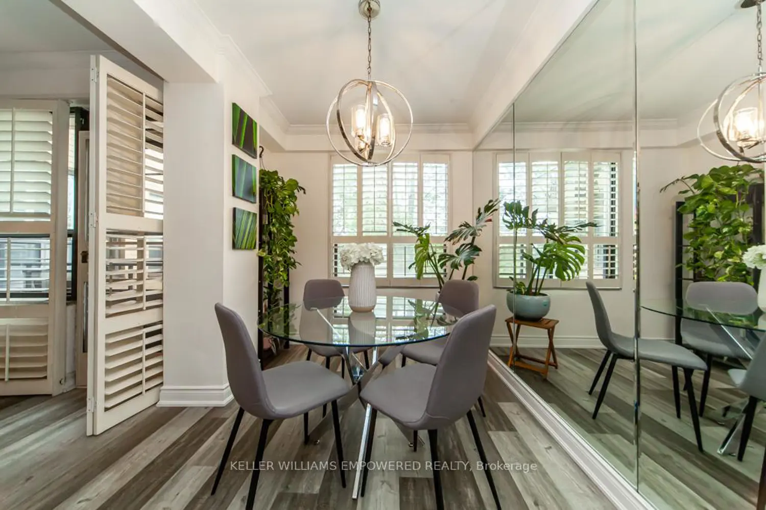 740 Eglinton Avenue 205