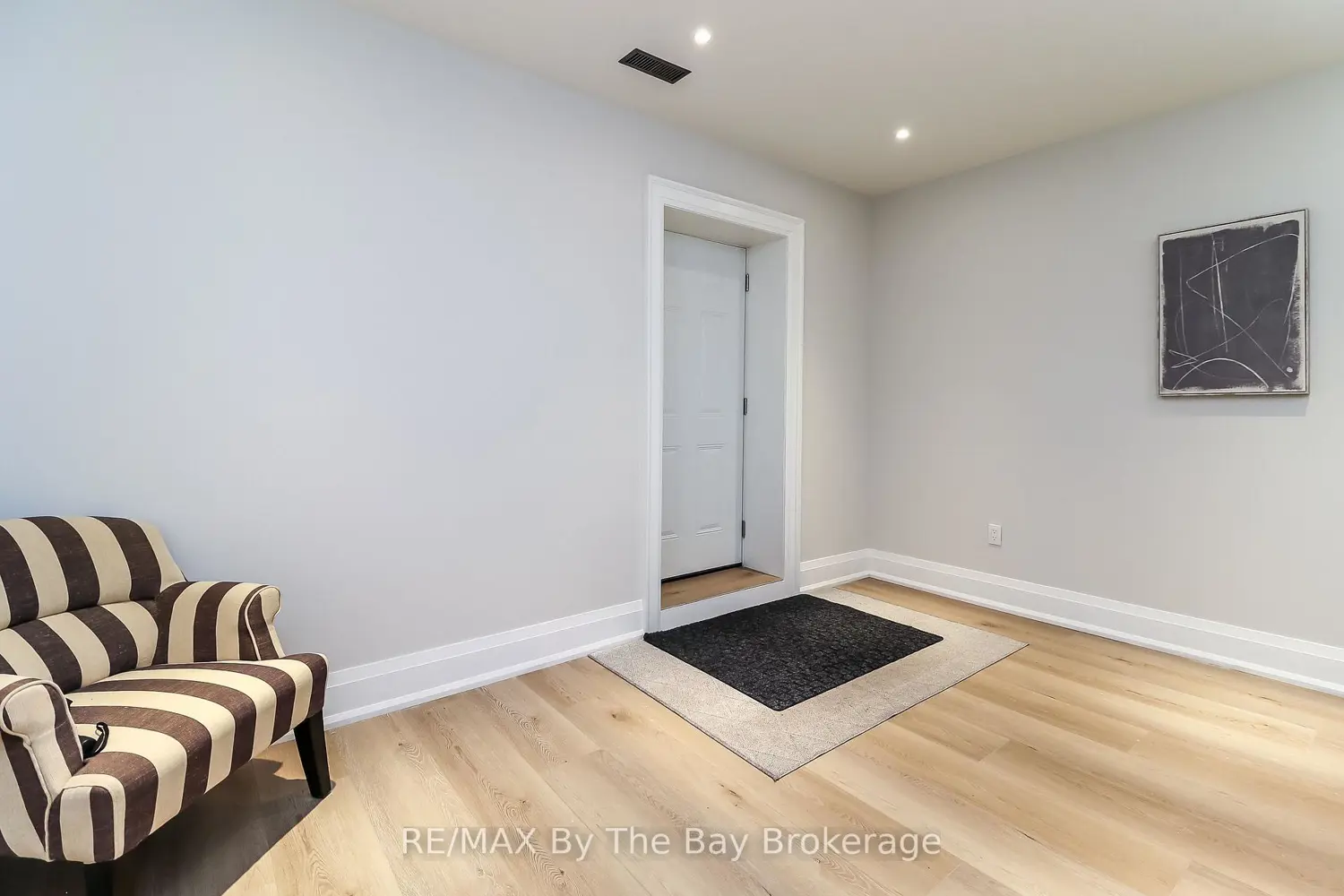Additional image 14 of 35 48Th Street