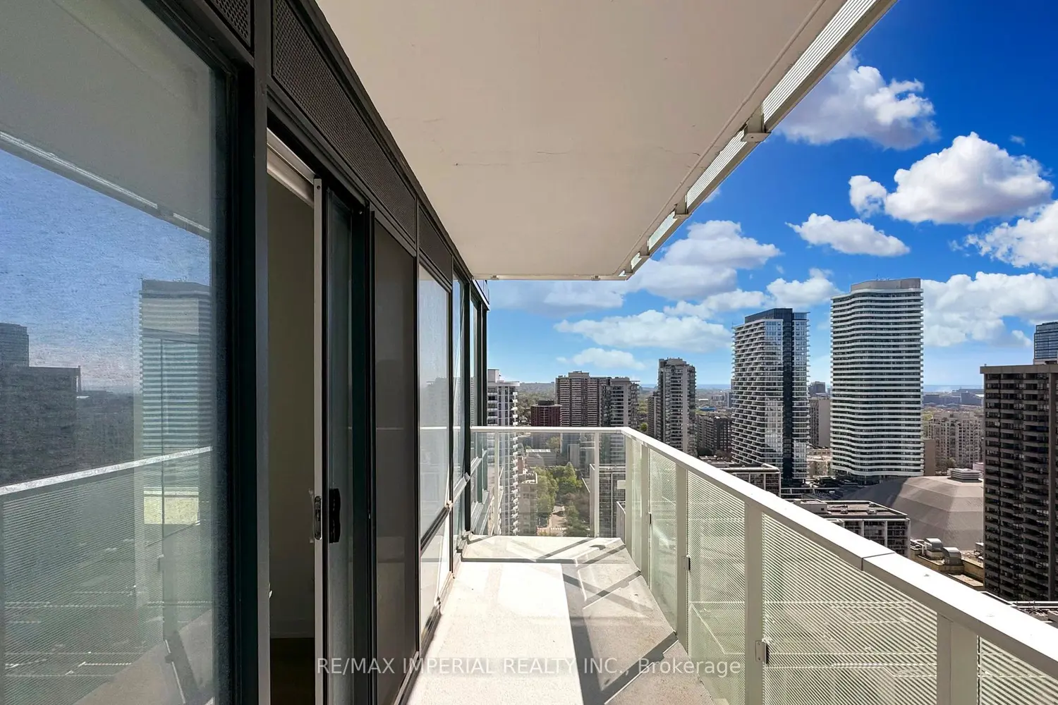 Additional image 11 of 501 Yonge Street 2409