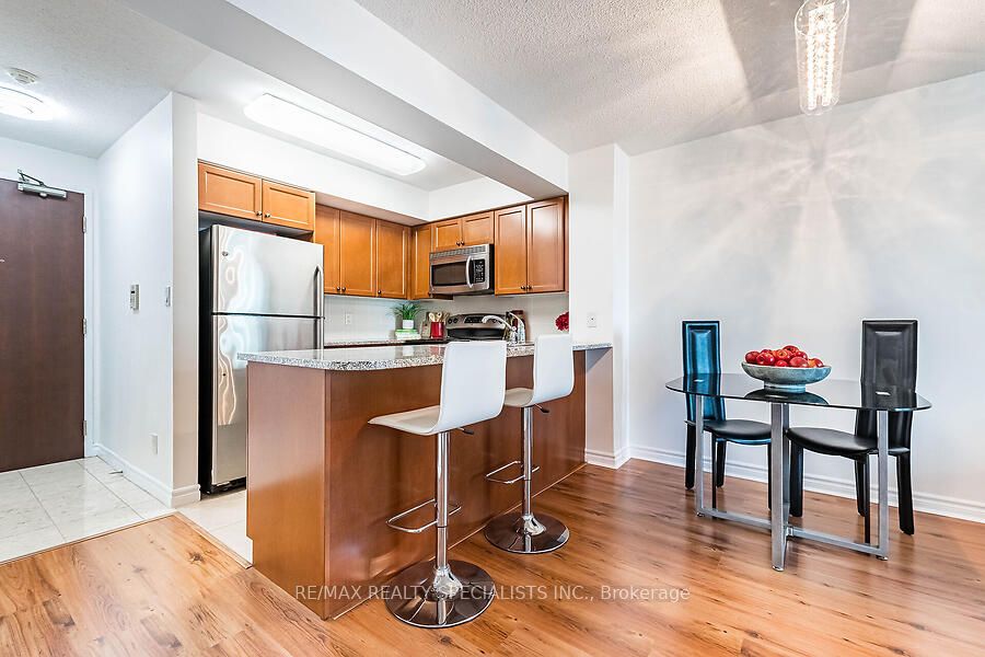 Additional image 5 of 1703-335 Rathburn Road W, Mississauga, ON, L5B 0C8