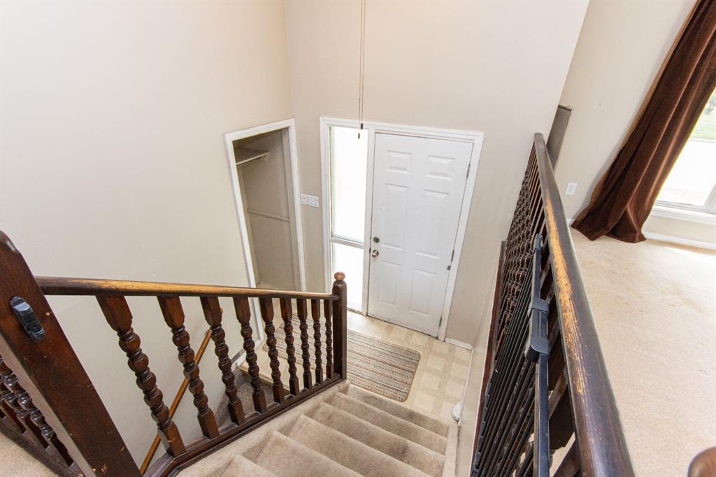 Additional image 3 of 35 Oyen Crescent, Red Deer, AB, T4P 1T3