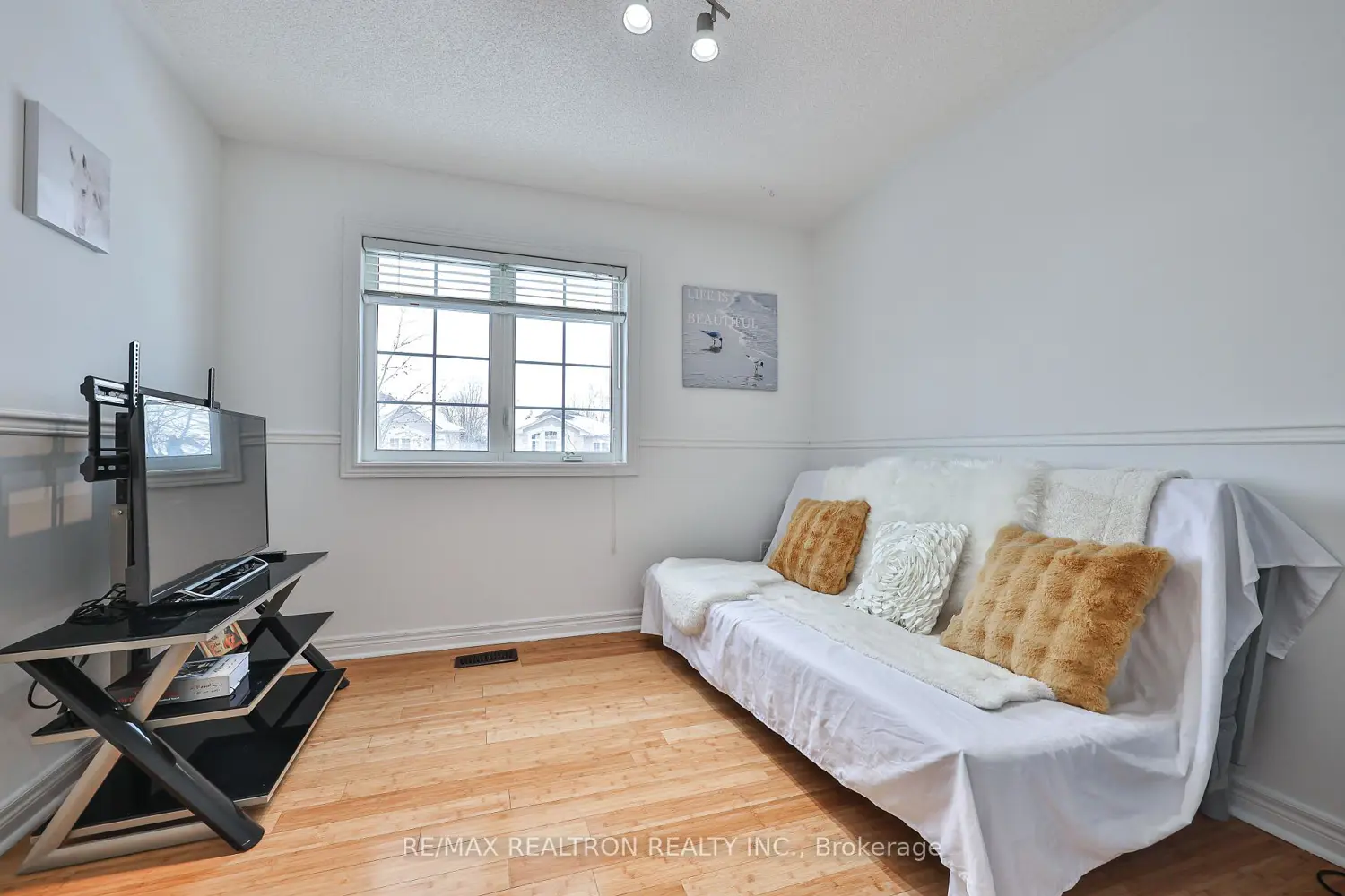 Additional image 11 of 23 Sunridge Street