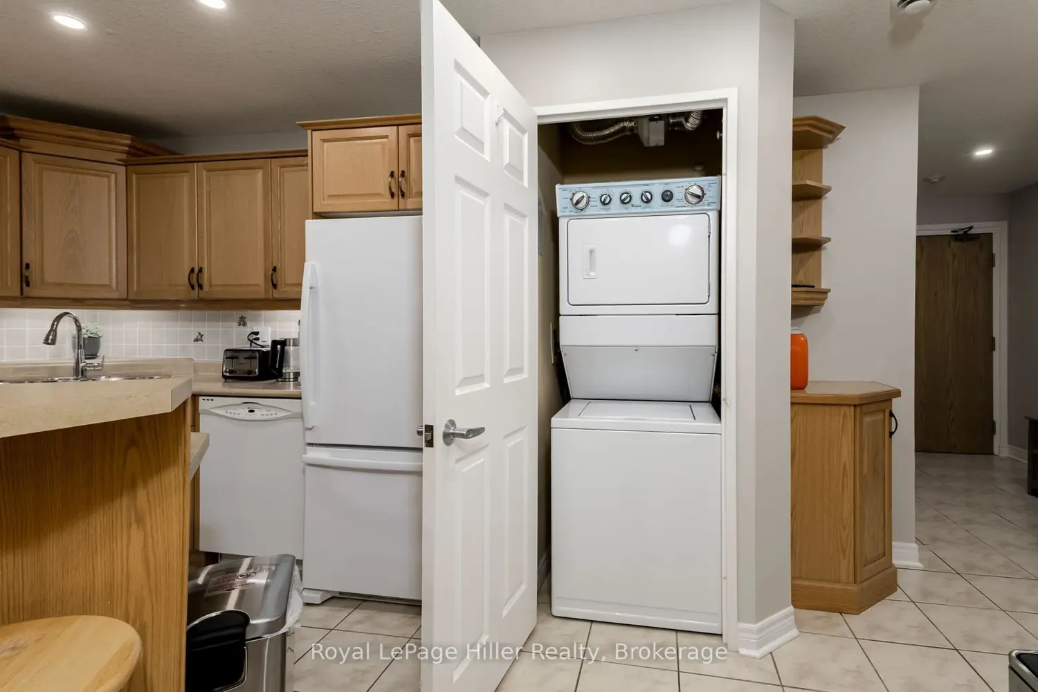 Additional image 19 of 160 Romeo Street #102