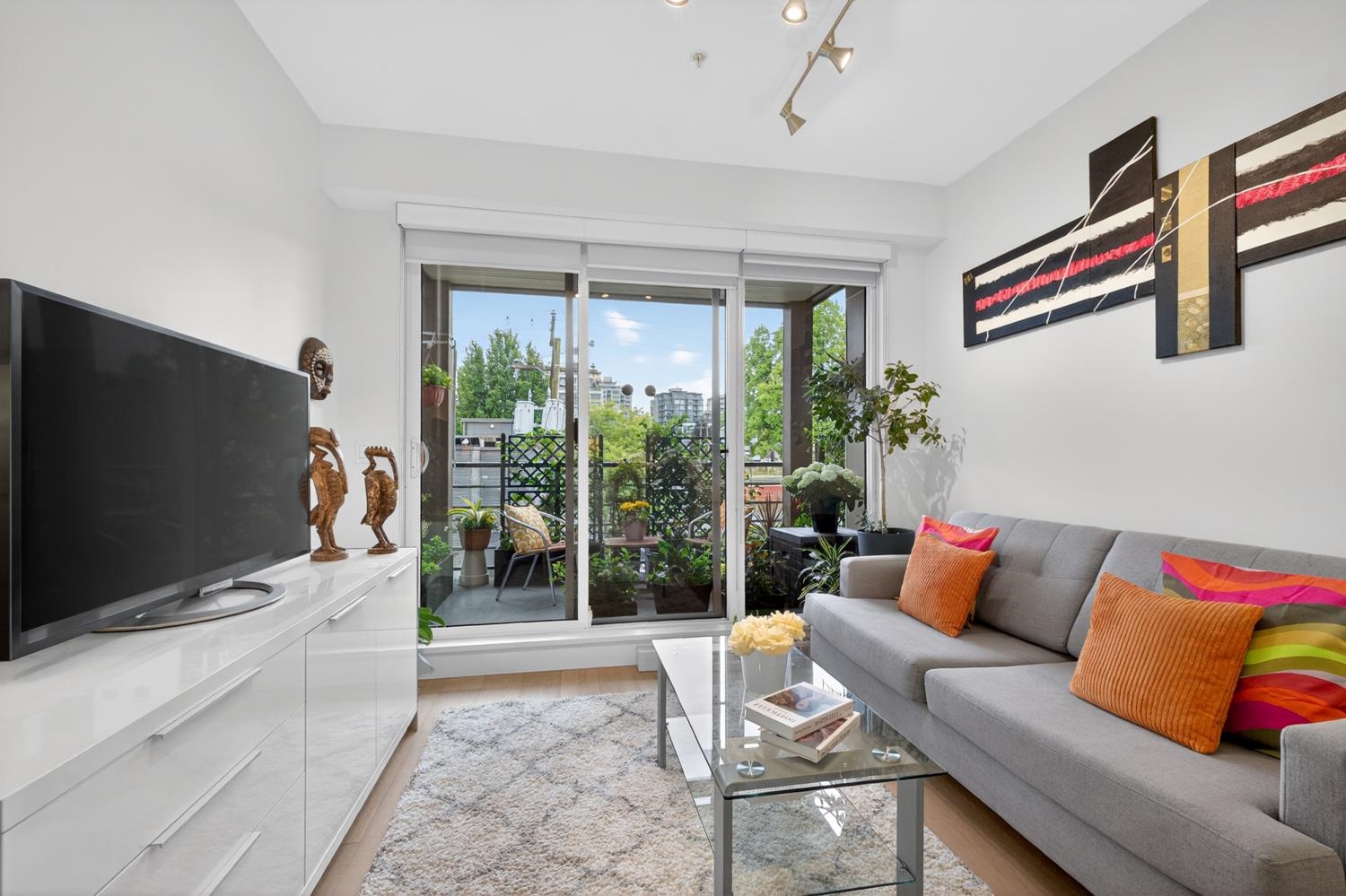 Additional image 2 of 306-1628 4th Avenue W, Vancouver, BC, V6J 0G6