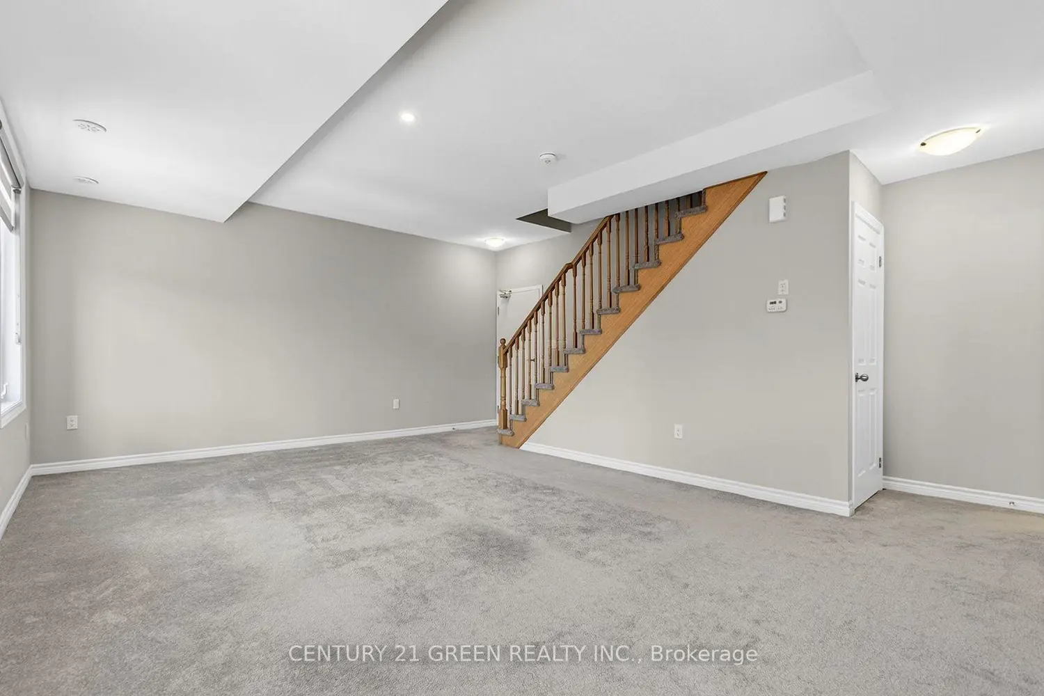 Additional image 6 of 383 Dundas Street 76