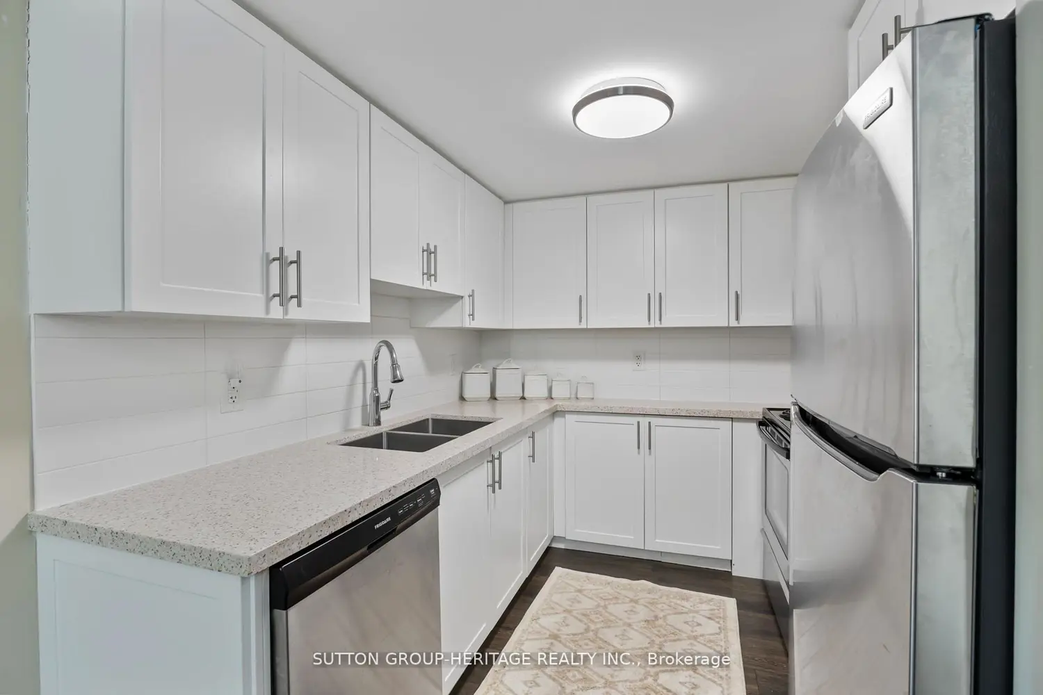 Additional image 10 of 1235 Bayly Street 213
