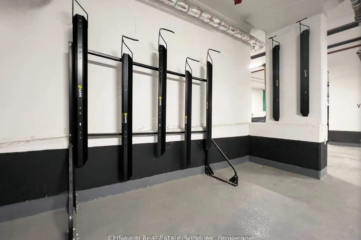 Additional image 14 of 2433 Dufferin Street 311