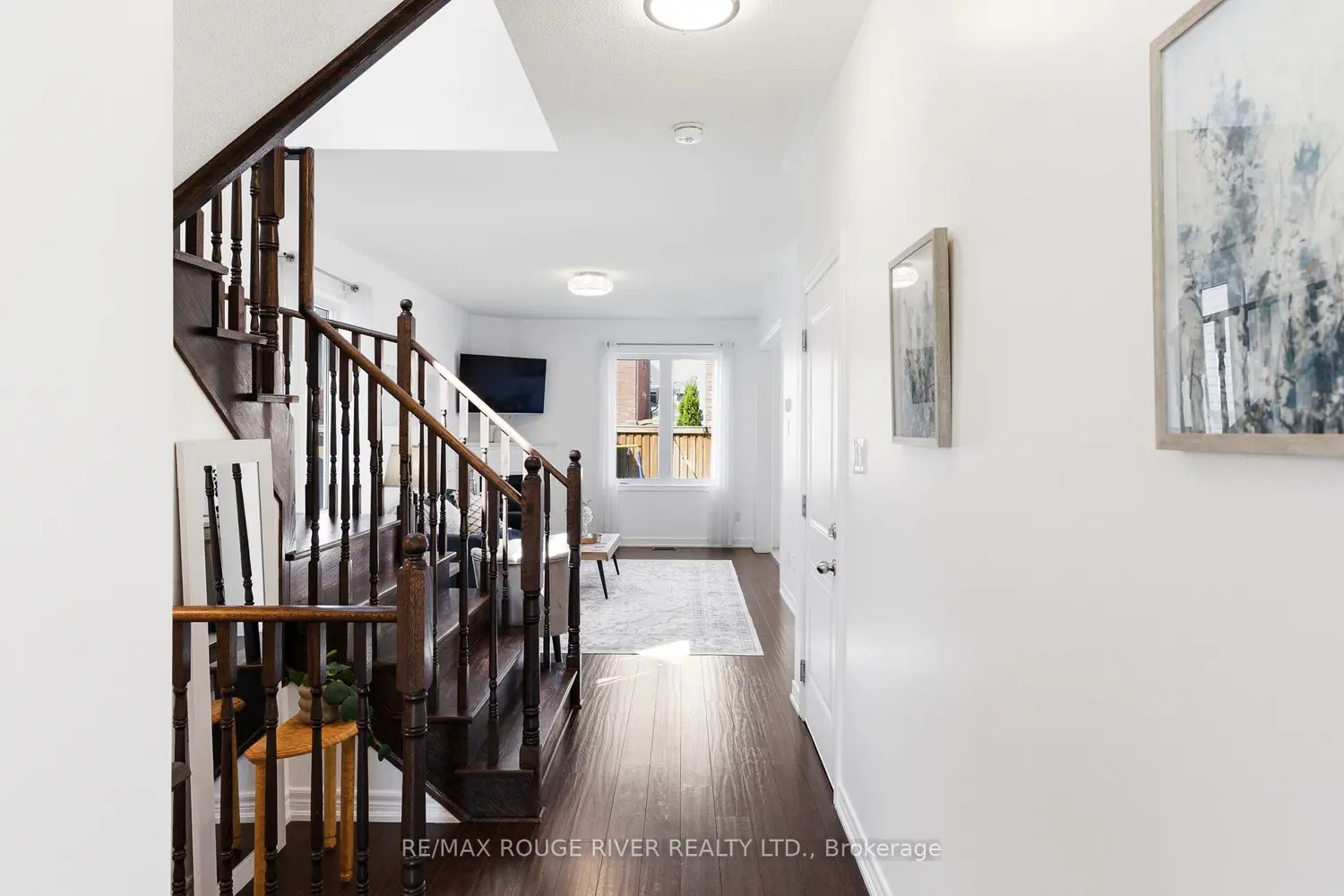 84 Fred Jackman Avenue photo 2